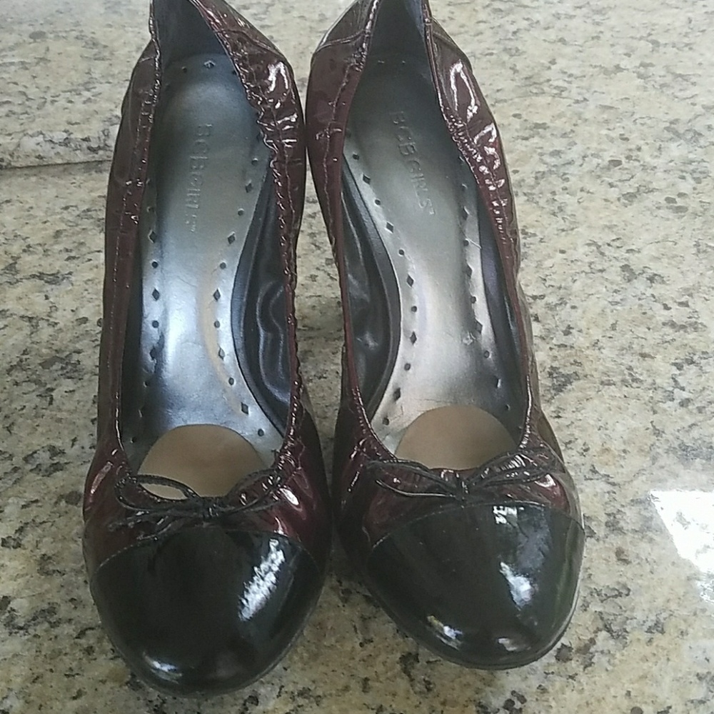 BCBG patent leather heels🌞